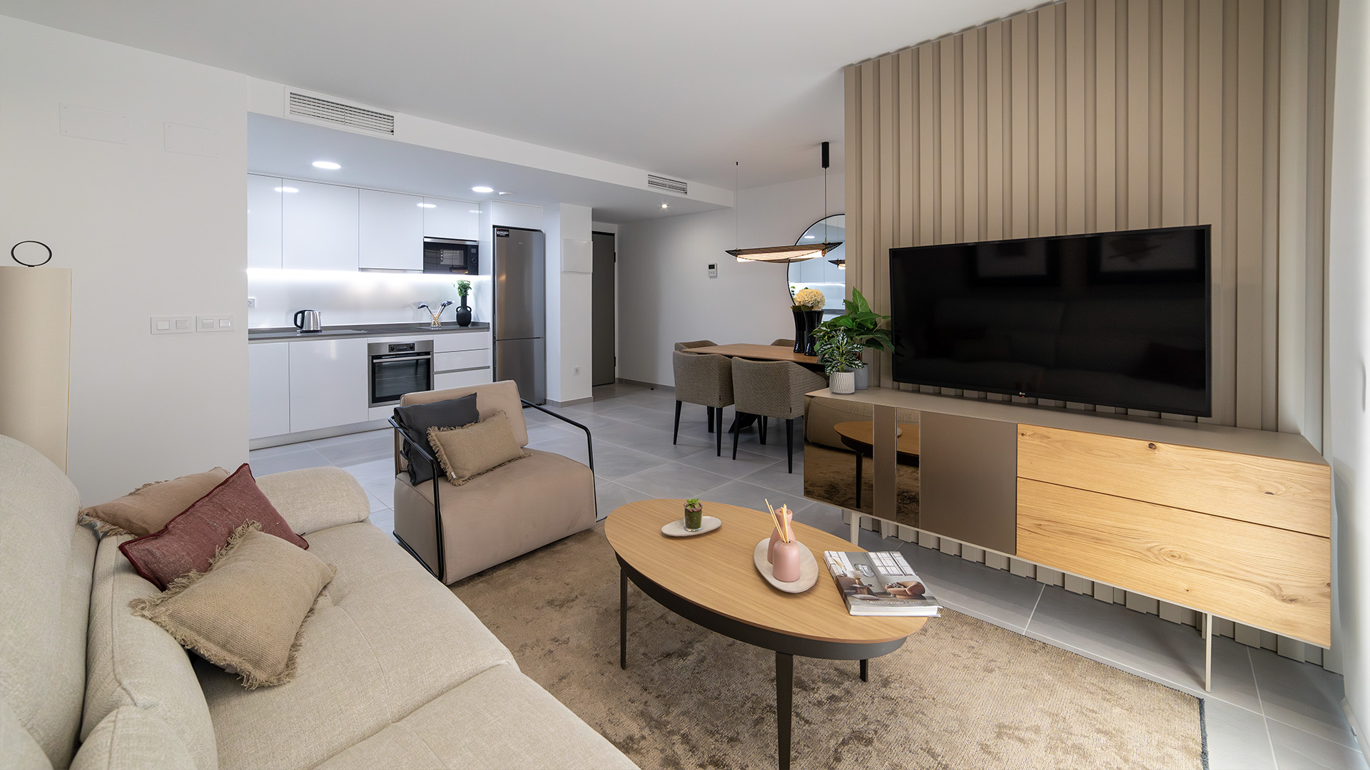 3-bed Apartment in Torrevieja (Alicante) — Luxury Oceanfront Apartment in Torrevieja, photo 9