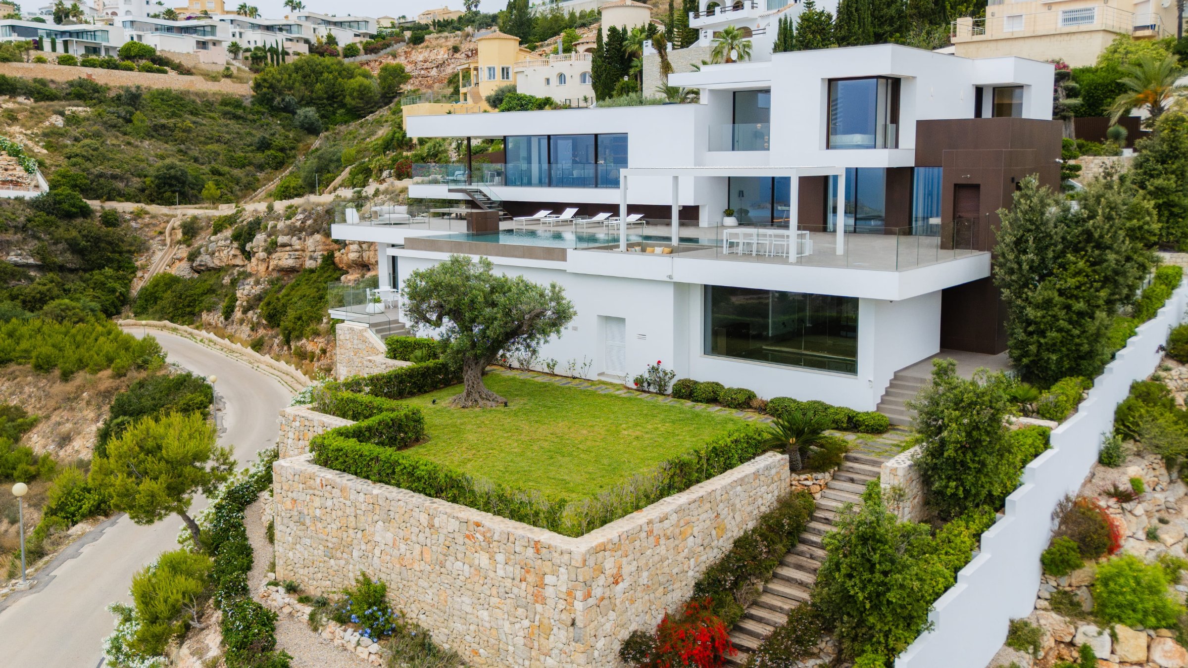 5-bed Villa in Benitachell — Luxury seafront villa for sale in Cumbre del Sol with panoramic Mediterranean views | Villa Ibiza, photo 3