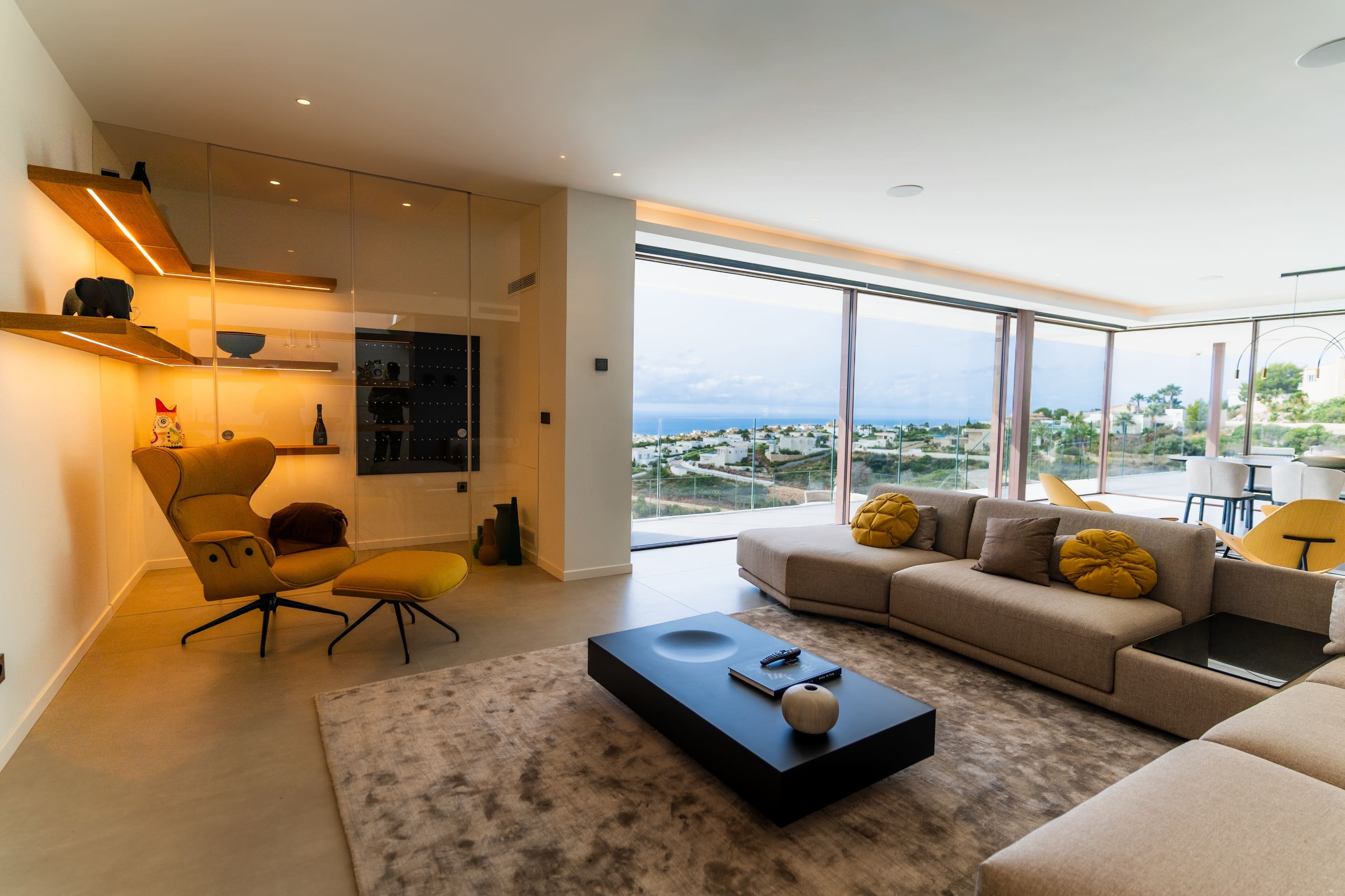 5-bed Villa in Benitachell — Luxury seafront villa for sale in Cumbre del Sol with panoramic Mediterranean views | Villa Ibiza, photo 9