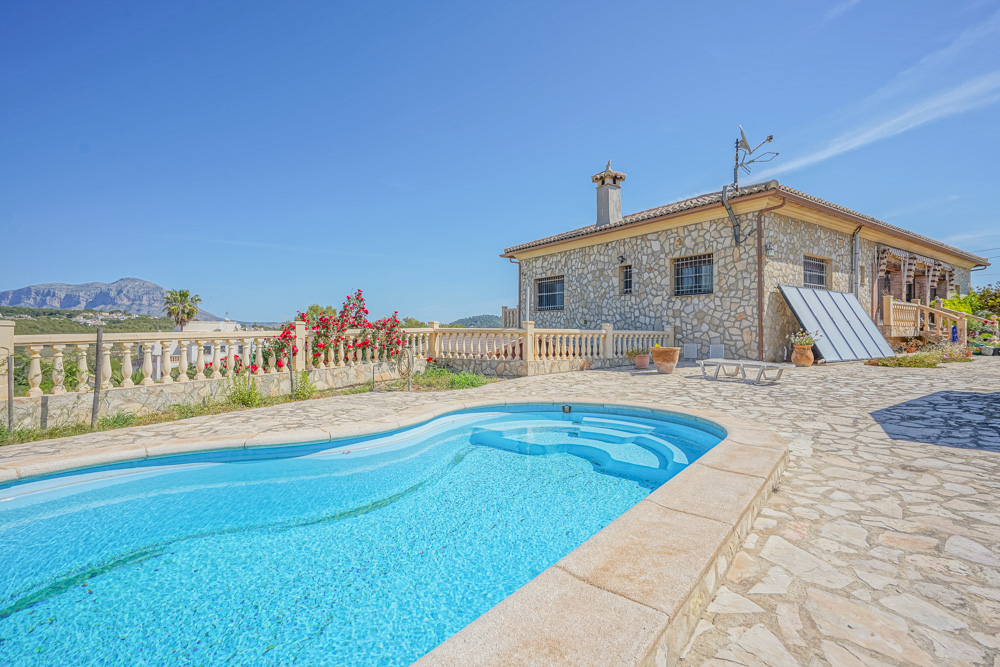 3-bed Finca in Benitachell — Rustic Country House with Guest Apartment for Sale in Benitachell, photo 4