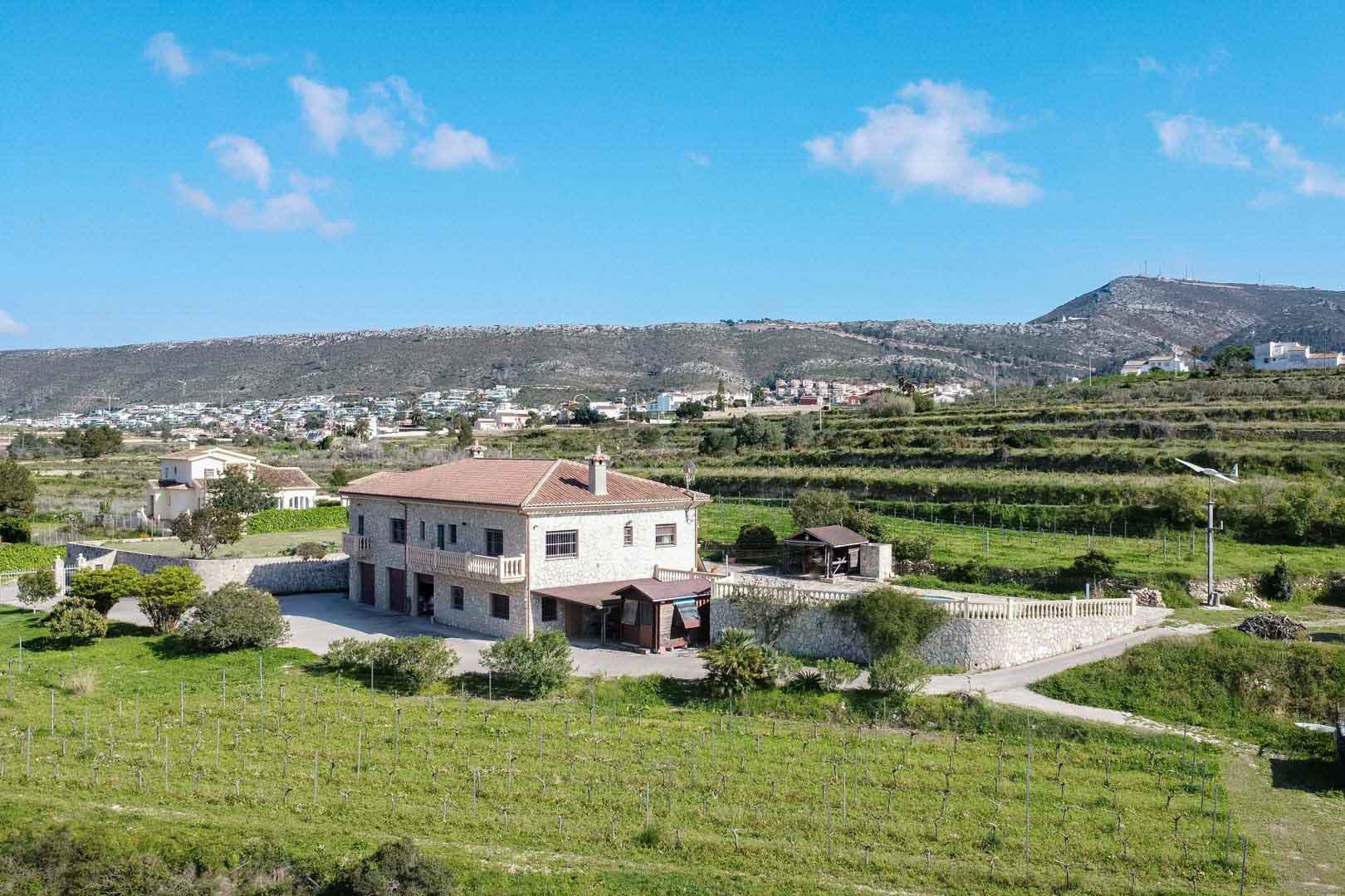 3-bed Finca in Benitachell — Rustic Country House with Guest Apartment for Sale in Benitachell, photo 2