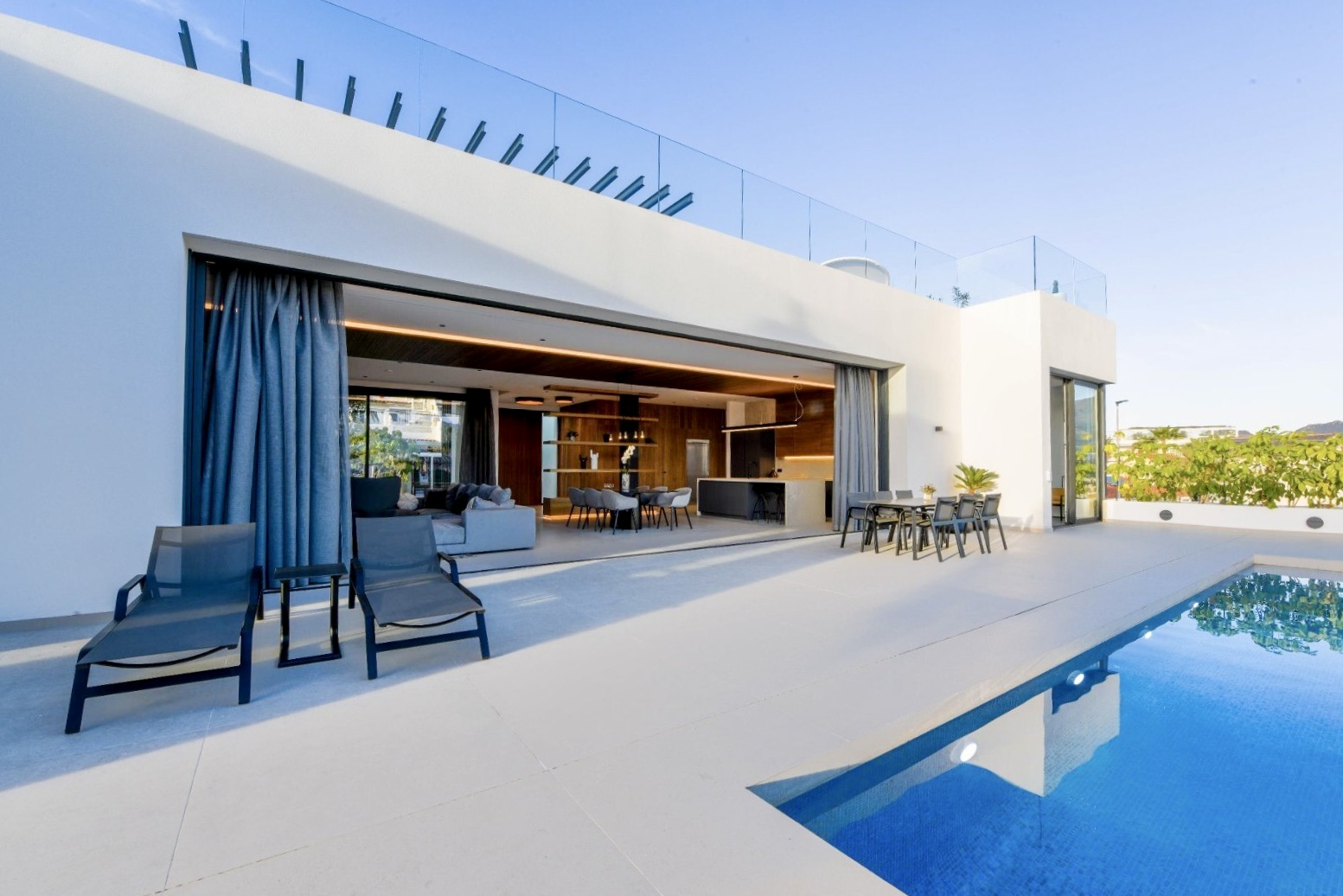 4-bed Villa in La Nucia — Luxury villa for sale in El Albir with panoramic sea views and designer garage | Villa Vega, photo 8