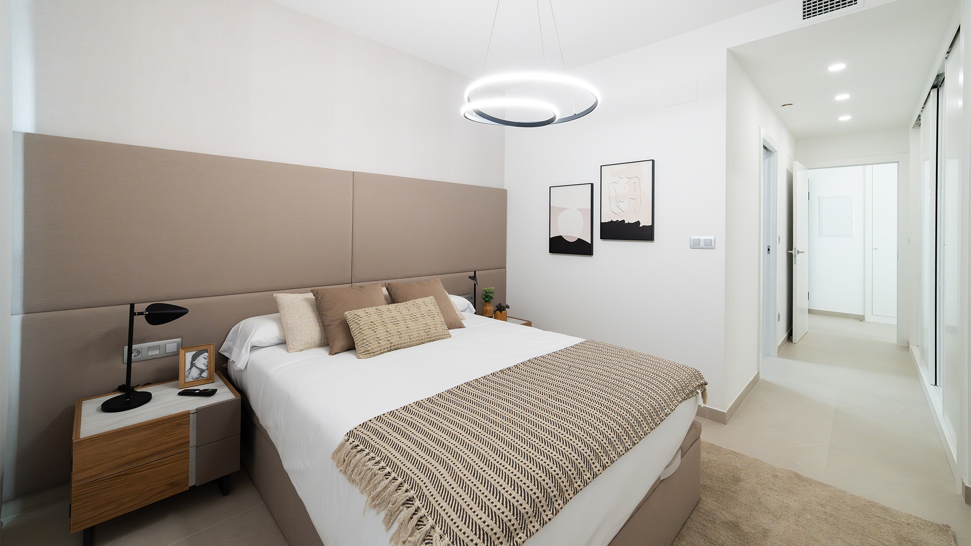 3-bed Apartment in Benidorm — Luxury Apartment with Stunning Sea Views in Benidorm, photo 7