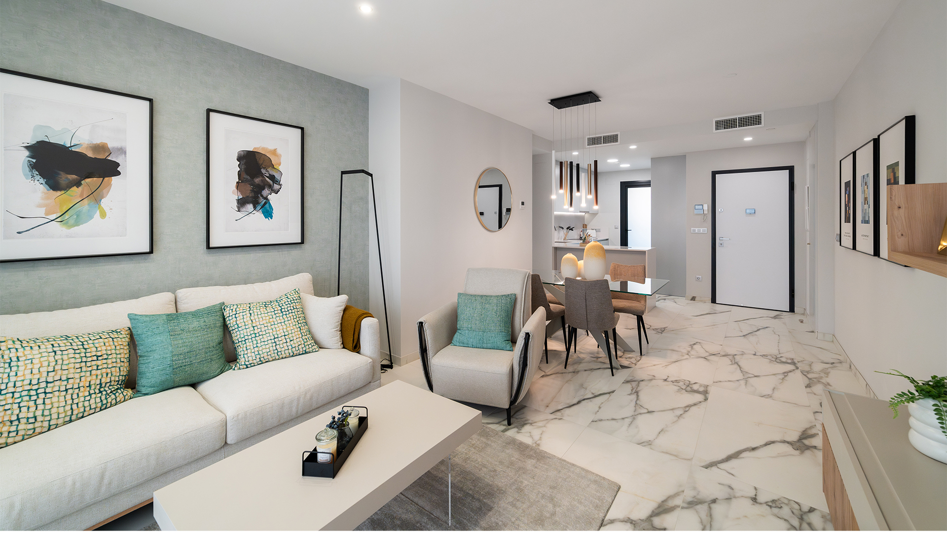 2-bed Apartment in Benidorm — Luxury Apartment with Stunning Sea Views in Benidorm, photo 4