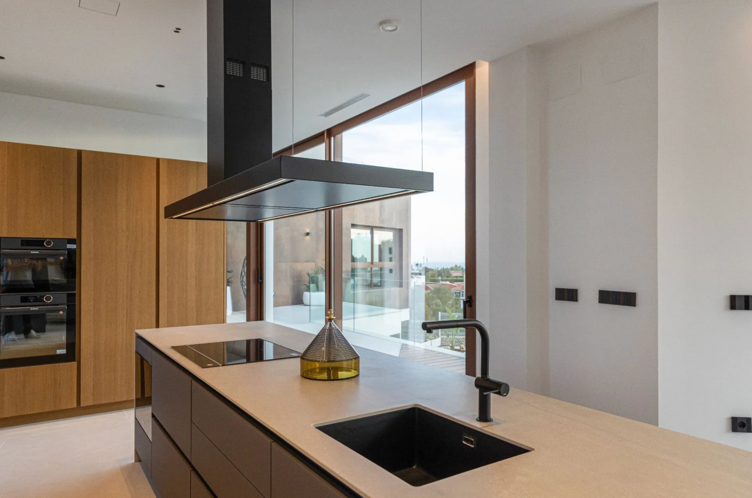 4-bed Villa in Benidorm — Luxury villa for sale in Benidorm with infinity pool, private spa and panoramic sea views | Villa Zen, photo 8