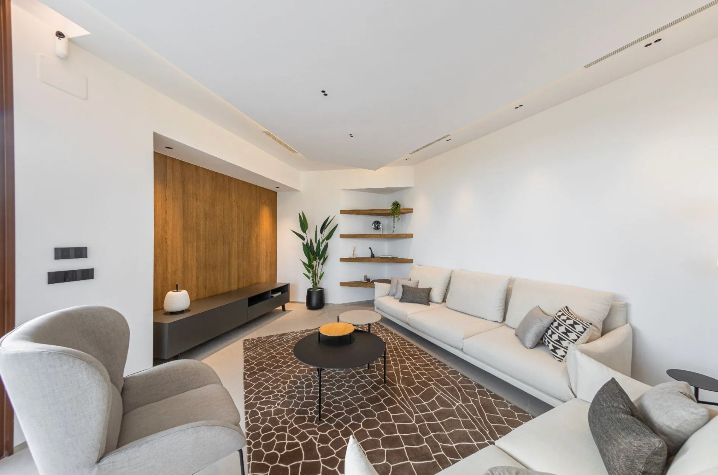 4-bed Villa in Benidorm — Luxury villa for sale in Benidorm with infinity pool, private spa and panoramic sea views | Villa Zen, photo 15