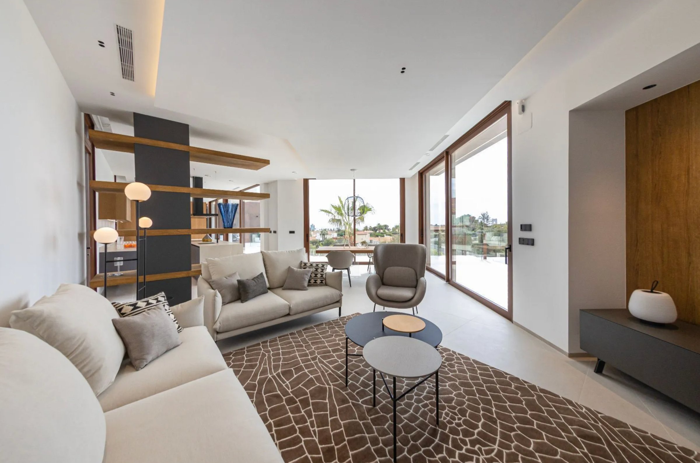 4-bed Villa in Benidorm — Luxury villa for sale in Benidorm with infinity pool, private spa and panoramic sea views | Villa Zen, photo 12