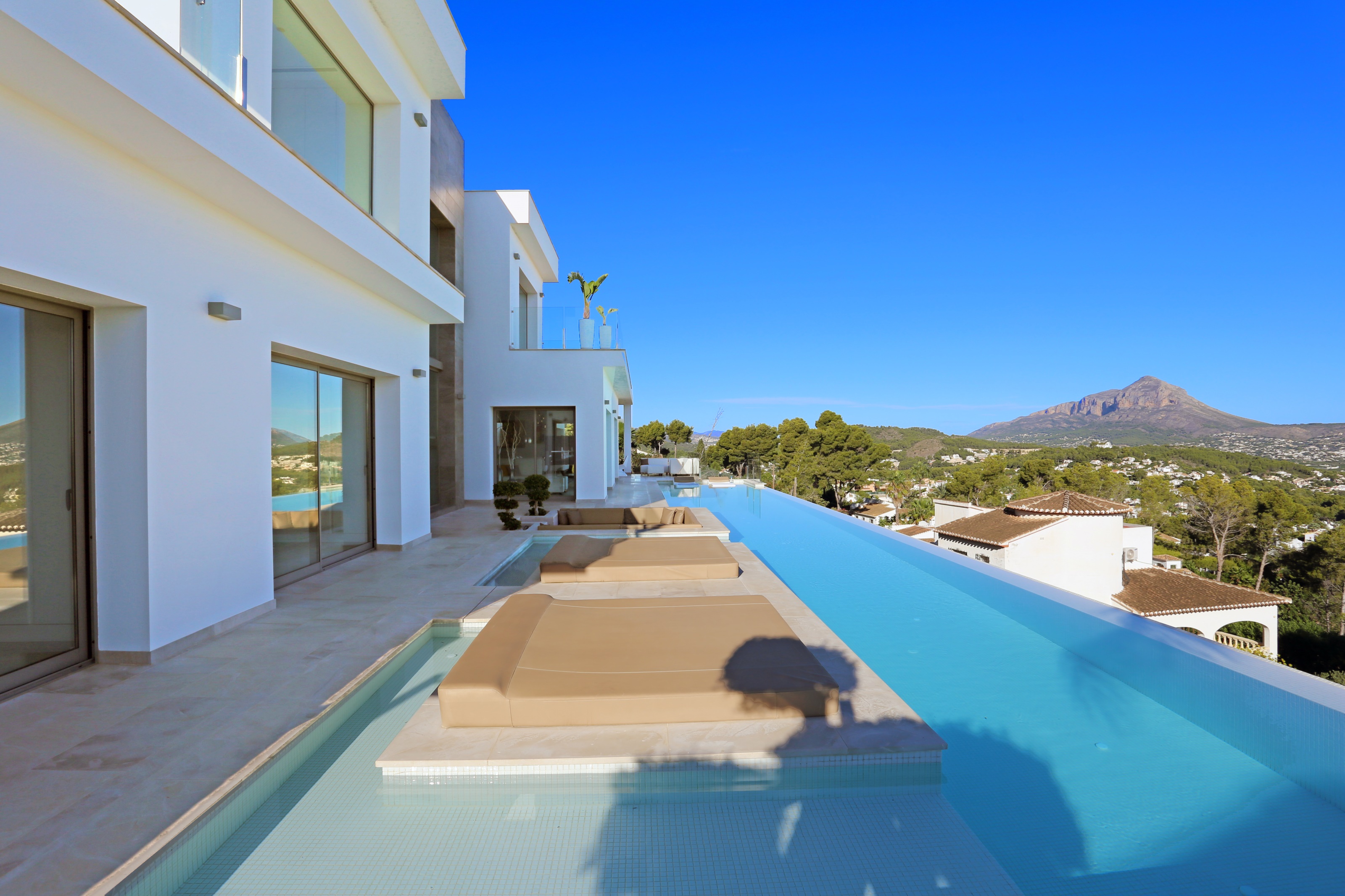4-bed Villa in Javea — Villa Alonis | Luxury Mediterranean Living in Javea, photo 9
