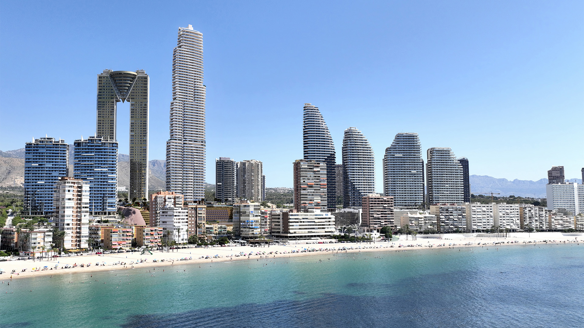 2-bed Apartment in Benidorm — Luxury Apartment Steps from Poniente Beach, photo 4