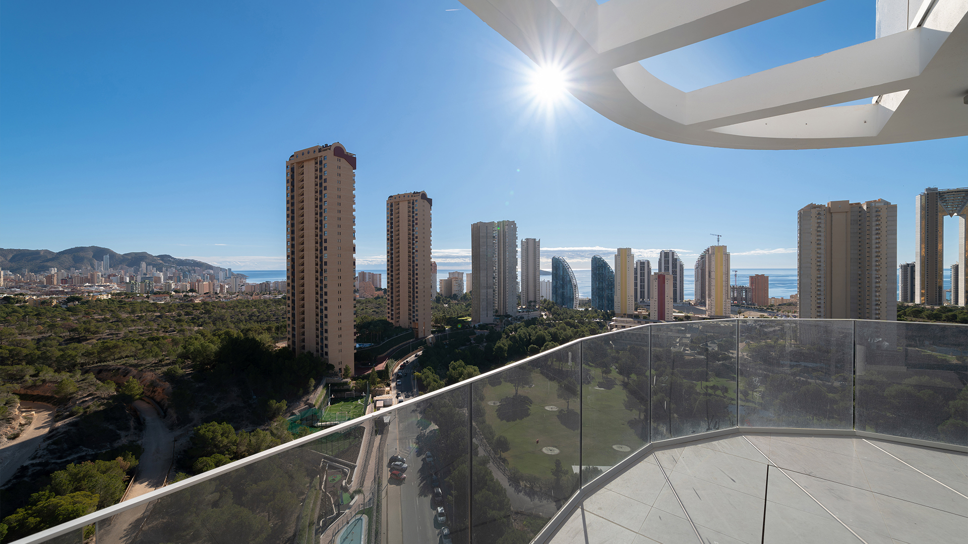 3-bed Penthouse in Benidorm — Luxury Penthouse with Stunning Sea and Golf Views in Benidorm, photo 7